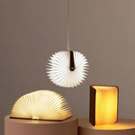 Lampe livre pliable - Vignette | Le coin du lecteur