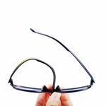 Reading glasses and computer - Vignette | Le coin du lecteur