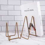 Iron book display - Vignette | Le coin du lecteur